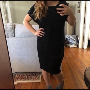 Black midi T-shirt dress